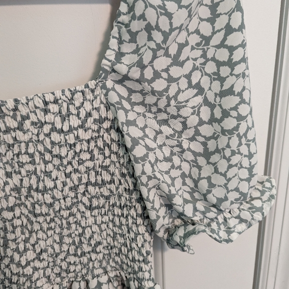 Abercrombie mini dress - Picture 4 of 5